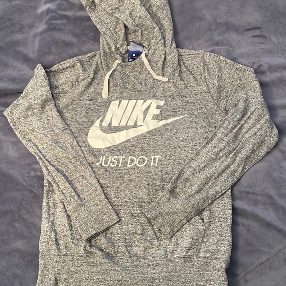lightweight nike hoodie